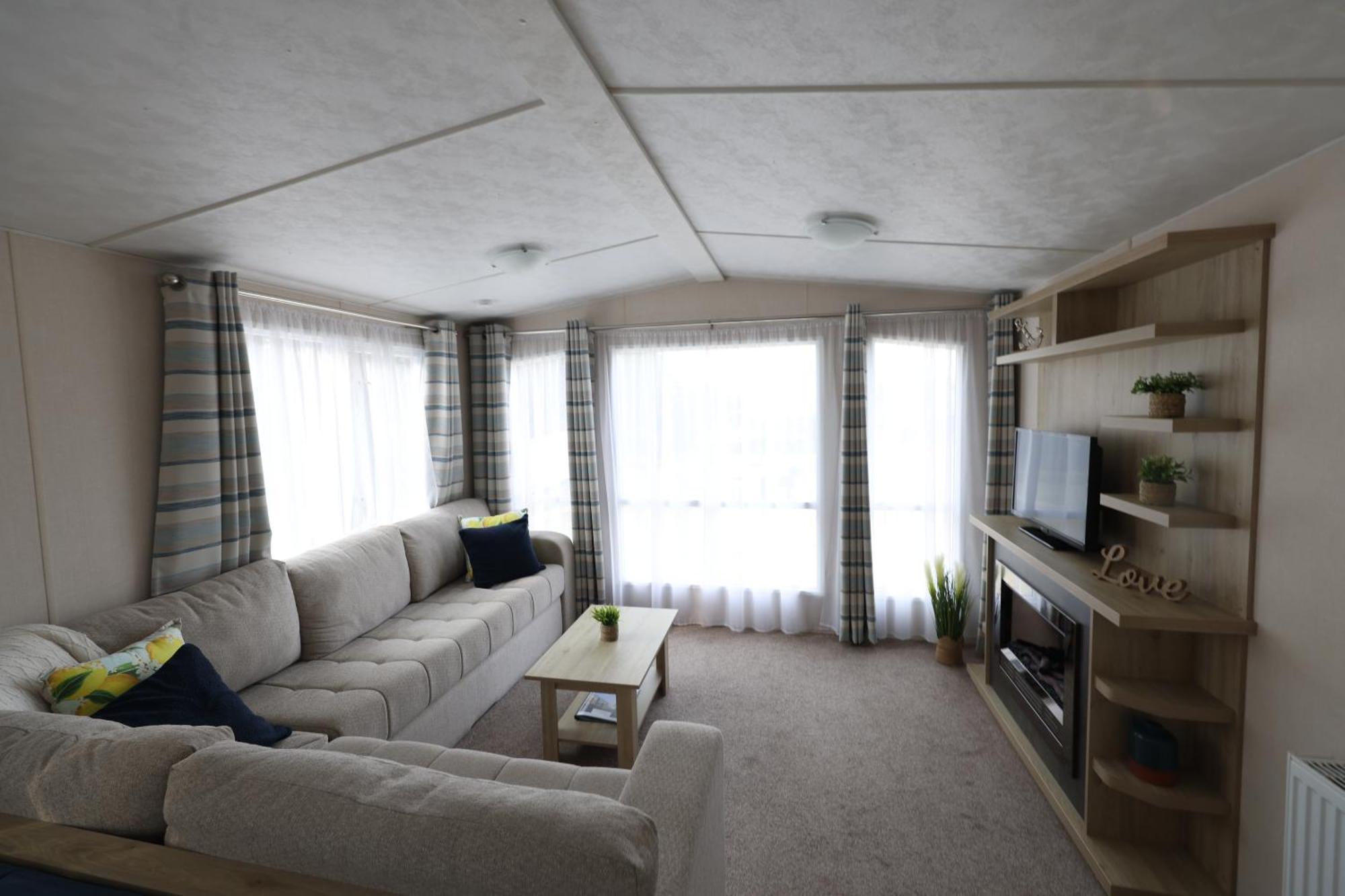 Mercury Yacht Harbour And Holiday Park Bursledon Exteriér fotografie