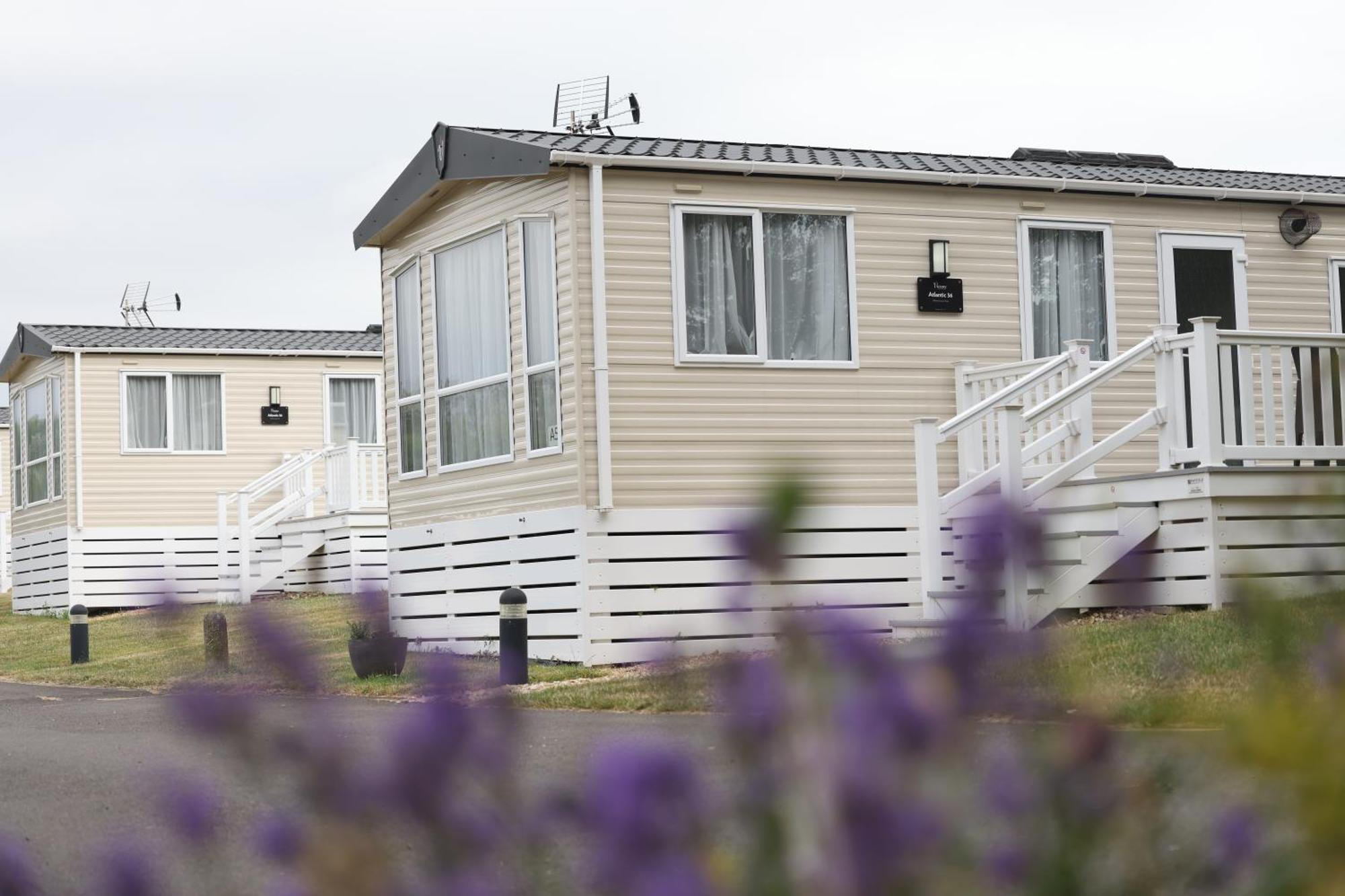 Mercury Yacht Harbour And Holiday Park Bursledon Exteriér fotografie