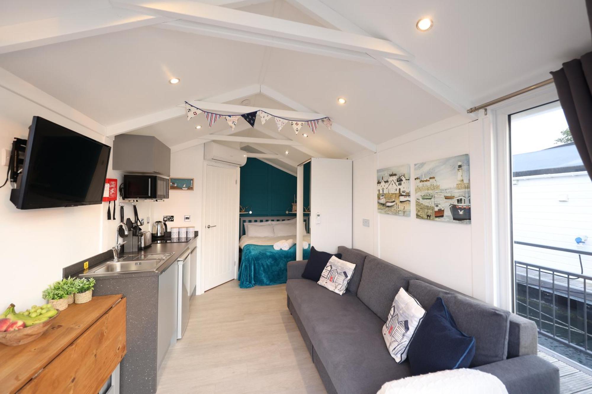 Mercury Yacht Harbour And Holiday Park Bursledon Exteriér fotografie